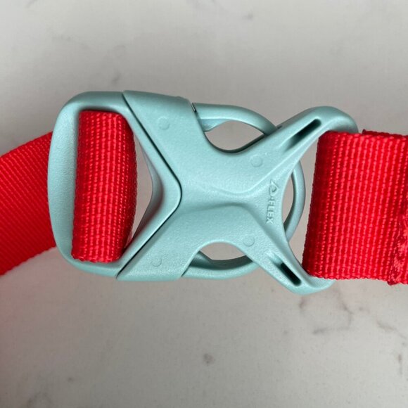 L.L.Bean Stowaway Sling Pack Polyester Zip Bag Soft Juniper Red Strap Sz OS NWOT - Picture 9 of 14